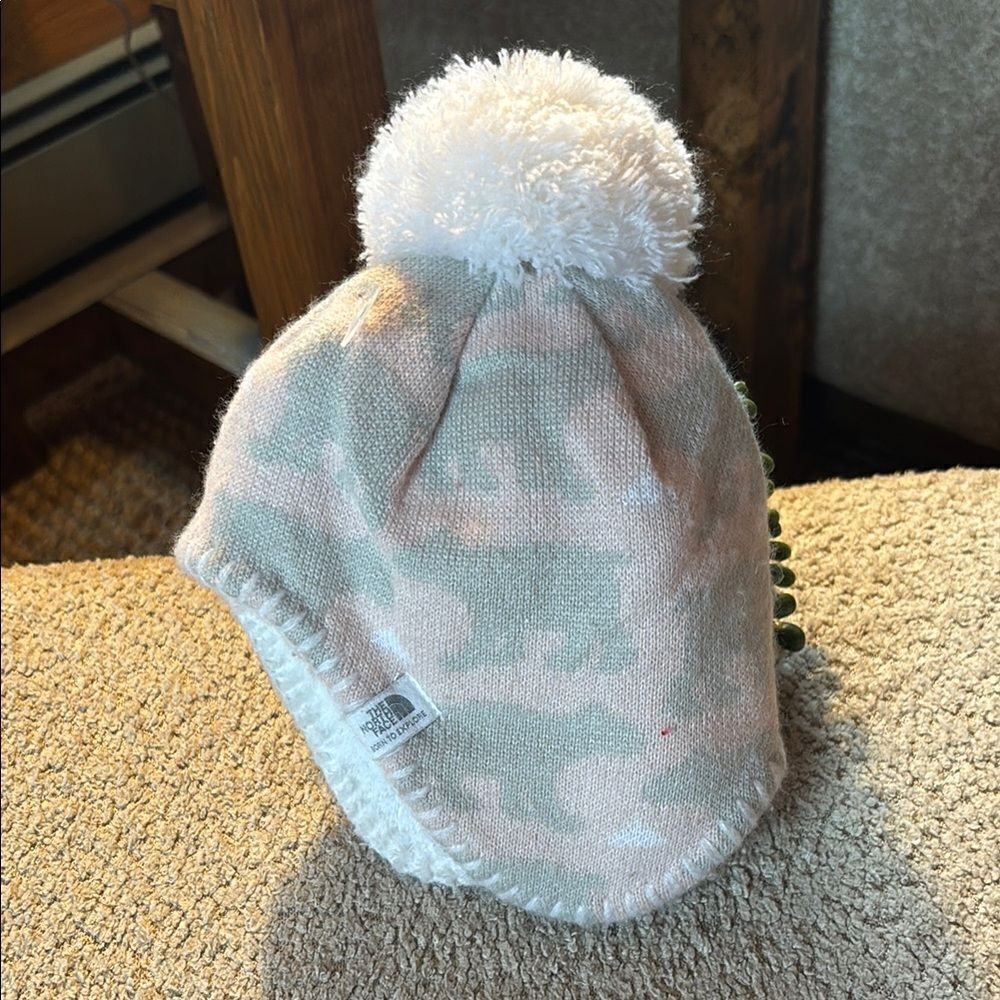 The North Face Kids' Camo Beanie - White and Tan
